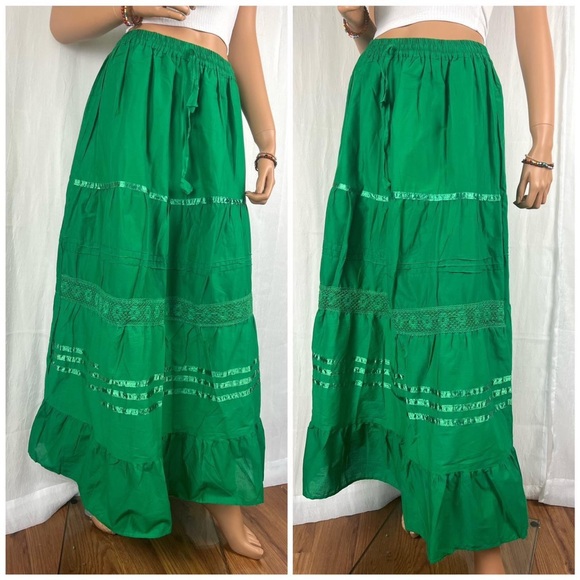 Cottagecore Long Skirt Emerald Green - Picture 2 of 8